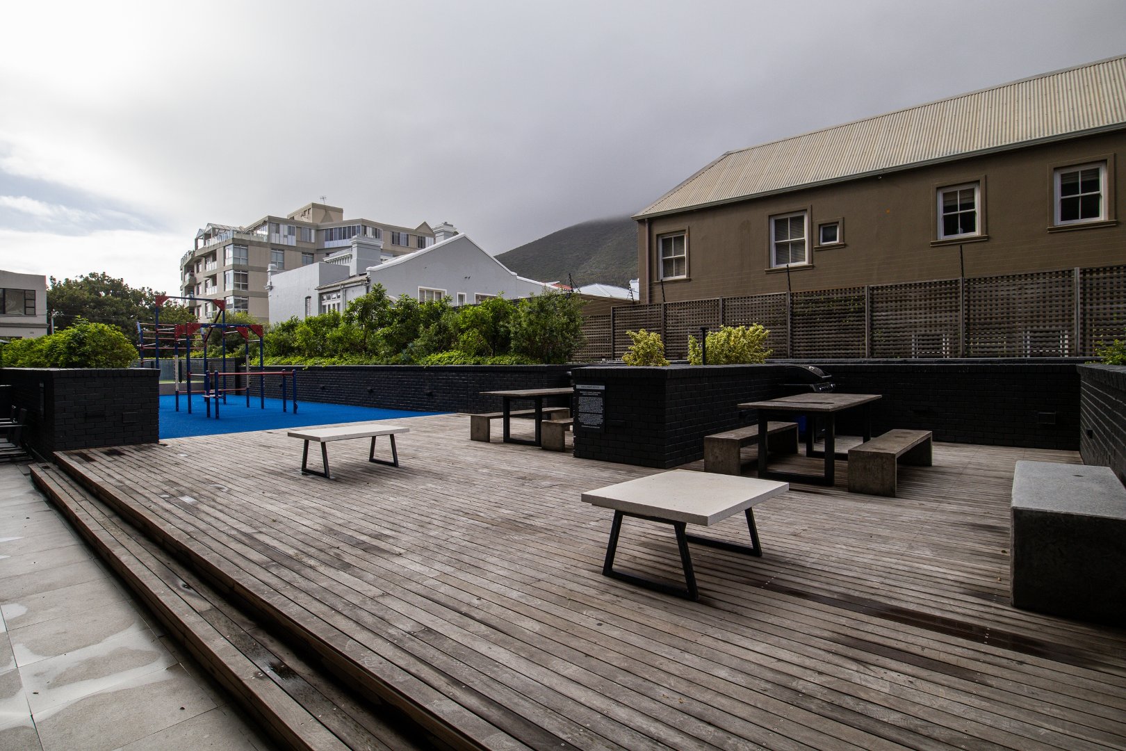 1 Bedroom Property for Sale in Sea Point Western Cape